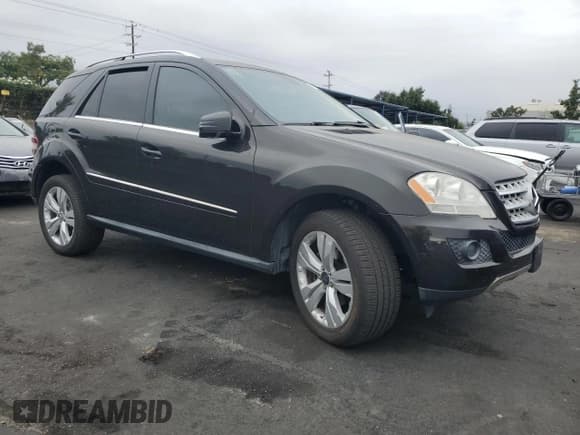 ✅ 2011 Mercedes-Benz M 350 • VIN: 4JGBB5GB7BA656230 • Лот: 81971785. Опубликован ранее на Copart с пробегом 129 113 миль. Бесплатный доступ к архиву аукционных продаж из США и подробный отчёт об истории автомобиля на DreamBid. Изображение 4.