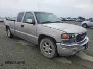 ✅ 2006 GMC Sierra 1500 SLE1 • VIN: 1GTEC19T36Z125367 • Лот: 81338355. Опубликован ранее на Copart с пробегом 193 358 миль. Бесплатный доступ к архиву аукционных продаж из США и подробный отчёт об истории автомобиля на DreamBid. Изображение 4.
