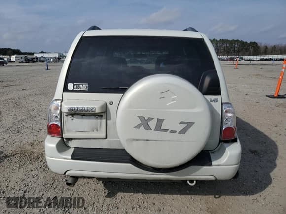 ✅ 2005 Suzuki XL7 LX • VIN: JS3TY92V054102354 • Lot: 43435215. Wystawiony na Copart z przebiegiem 211 573 mil. Bezpłatny archiwum sprzedaży aukcyjnych z USA i szczegółowy raport historii pojazdu na DreamBid. Zdjęcie 6.