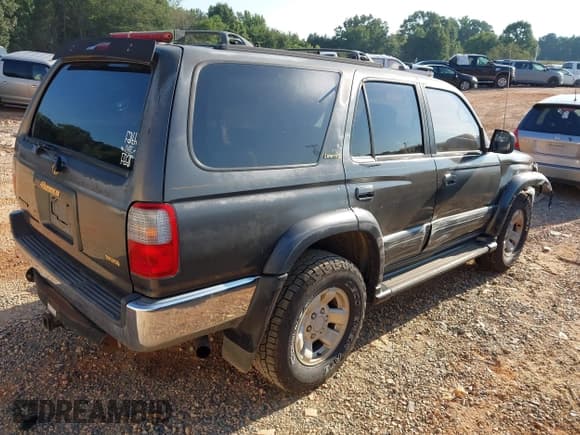 ✅ 1997 Toyota 4Runner Limited • VIN: JT3HN87R0V0100361 • Lot: 42793198. Listed on IAAI with 272,850 mi. Free auction sales archive from the USA and detailed vehicle history report at DreamBid. Image 4.