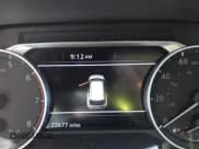 ✅ 2023 Nissan Rogue SV • VIN: 5N1BT3BA3PC736989 • Lot: 42984420. Wystawiony na IAAI z przebiegiem 22 677 mil. Bezpłatny archiwum sprzedaży aukcyjnych z USA i szczegółowy raport historii pojazdu na DreamBid. Zdjęcie 16.