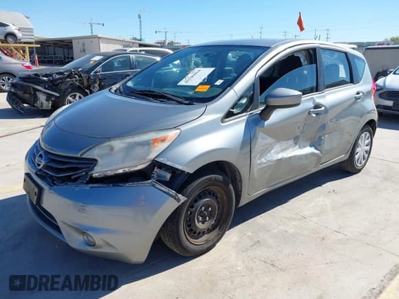 ✅ 2015 Nissan Note S • VIN: 3N1CE2CP9FL415254 • Lot: 43590964. Wystawiony na IAAI z przebiegiem 113 540 mil. Bezpłatny archiwum sprzedaży aukcyjnych z USA i szczegółowy raport historii pojazdu na DreamBid. Zdjęcie 18.
