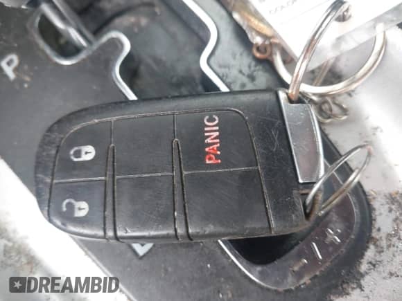 2017 Dodge Journey SE with VIN 3C4PDCAB2HT636910, listed as a IAAI auction lot 43095502 with 173,852 mi miles and . Bid and sale history available at DreamBid. Image 11.