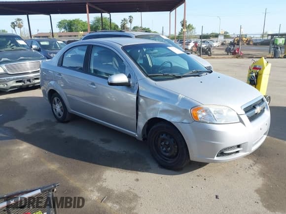 ✅ 2010 Chevrolet Aveo 1LT • VIN: KL1TD5DE1AB107186 • Lot: 41912965. Wystawiony na IAAI z przebiegiem 61 111 mil. Bezpłatny archiwum sprzedaży aukcyjnych z USA i szczegółowy raport historii pojazdu na DreamBid. Zdjęcie 1.