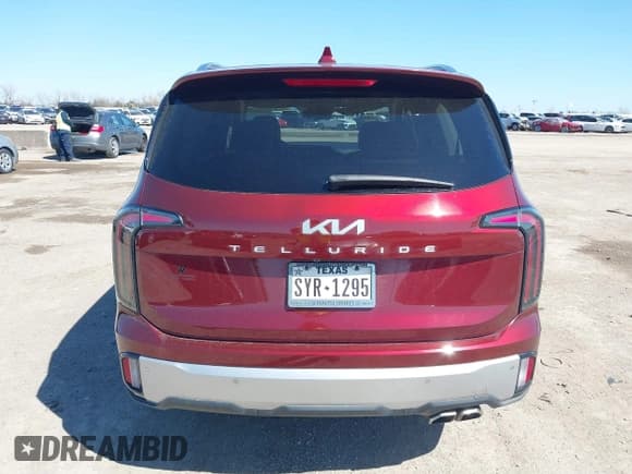 ✅ 2023 Kia Telluride EX • VIN: 5XYP34GCXPG393443 • Lot: 41661830. Listed on IAAI with 56,434 mi. Free auction sales archive from the USA and detailed vehicle history report at DreamBid. Image 16.