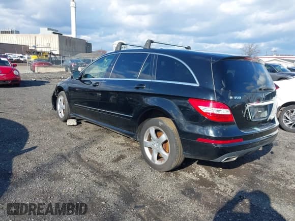 ✅ 2011 Mercedes-Benz R 350 • VIN: 4JGCB6FE1BA130049 • Lot: 41402227. Listed on IAAI with 155,557 mi. Free auction sales archive from the USA and detailed vehicle history report at DreamBid. Image 3.