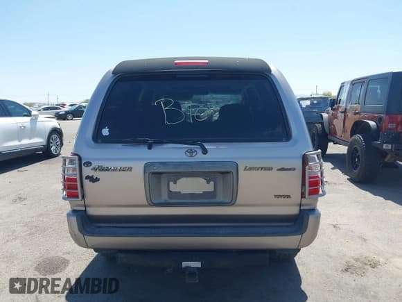 ✅ 2001 Toyota 4Runner Limited • VIN: JT3HN87R910329647 • Lot: 42548631. Listed on IAAI with 225,518 mi. Free auction sales archive from the USA and detailed vehicle history report at DreamBid. Image 16.