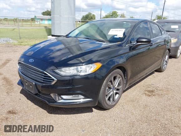✅ 2017 Ford Fusion S • VIN: 3FA6P0G70HR342459 • Lot: 43204404. Listed on IAAI with 125,404 mi. Free auction sales archive from the USA and detailed vehicle history report at DreamBid. Image 19.