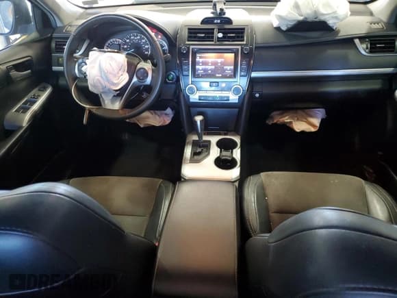 ✅ 2014 Toyota Camry SE • VIN: 4T1BF1FK3EU868009 • Lot: 90944875. Listed on Copart with 130,822 mi. Free auction sales archive from the USA and detailed vehicle history report at DreamBid. Image 8.