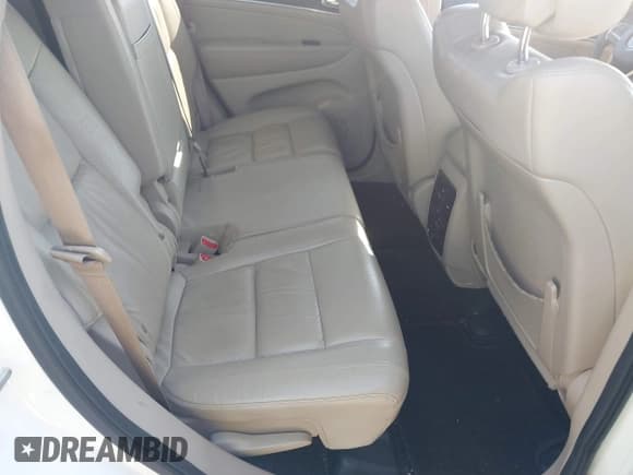 ✅ 2015 Jeep Grand Cherokee Limited • VIN: 1C4RJEBG1FC841375 • Lot: 43271510. Listed on IAAI with 179,856 mi. Free auction sales archive from the USA and detailed vehicle history report at DreamBid. Image 8.