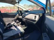 ✅ 2013 Toyota Yaris LE • VIN: JTDKTUD32DD563433 • Lot: 43745320. Wystawiony na IAAI z przebiegiem 165 136 mil. Bezpłatny archiwum sprzedaży aukcyjnych z USA i szczegółowy raport historii pojazdu na DreamBid. Zdjęcie 5.