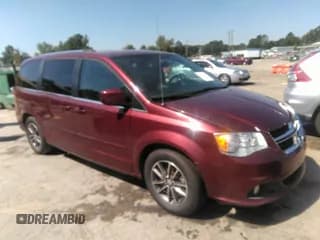 ✅ 2017 Dodge Grand Caravan SXT • VIN: 2C4RDGCG7HR685855 • Лот: 43127998. Опубликован ранее на IAAI с пробегом 83 803 миль. Бесплатный доступ к архиву аукционных продаж из США и подробный отчёт об истории автомобиля на DreamBid. Изображение 1.