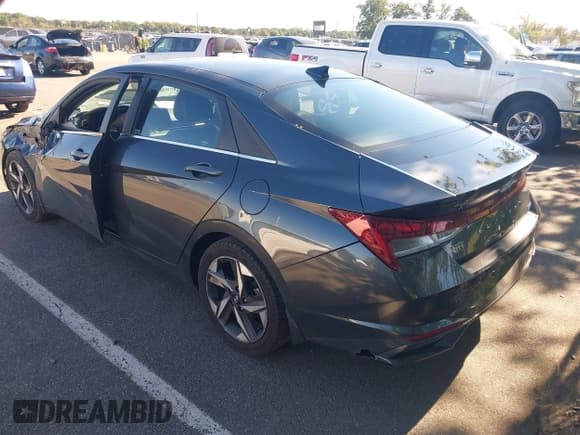 ✅ 2022 Hyundai Elantra Limited • VIN: 5NPLP4AG8NH073512 • Лот: 43352562. Опубликован ранее на IAAI с пробегом 90 696 миль. Бесплатный доступ к архиву аукционных продаж из США и подробный отчёт об истории автомобиля на DreamBid. Изображение 3.