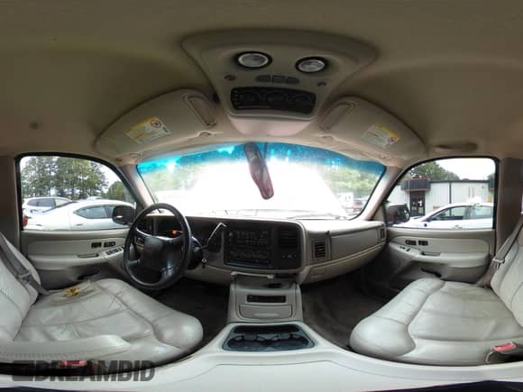 2002 Chevrolet Tahoe LS с VIN 1GNEC13Z22R290597, выставлен на аукционе IAAI как лот 43323146 с пробегом 285 749 миль миль и . История ставок и продаж доступна на DreamBid. Изображение 18.