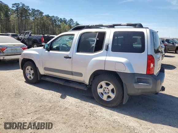 ✅ 2005 Nissan Xterra S • VIN: 5N1AN08U65C623122 • Lot: 49811805. Wystawiony na Copart z przebiegiem 199 401 mil. Bezpłatny archiwum sprzedaży aukcyjnych z USA i szczegółowy raport historii pojazdu na DreamBid. Zdjęcie 2.