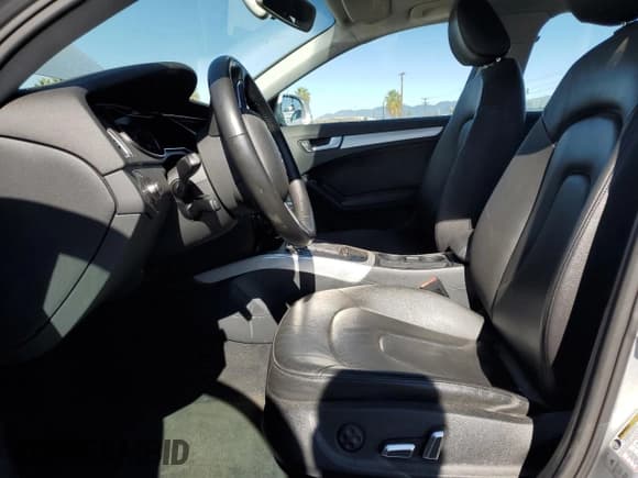 ✅ 2013 Audi A4 Premium • VIN: WAUBFAFL9DN036516 • Лот: 86662205. Опубликован ранее на Copart с пробегом 120 624 миль. Бесплатный доступ к архиву аукционных продаж из США и подробный отчёт об истории автомобиля на DreamBid. Изображение 7.