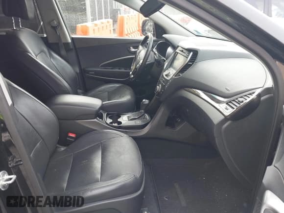 ✅ 2014 Hyundai Santa Fe GLS • VIN: KM8SR4HF9EU088735 • Лот: 43615976. Опубликован ранее на IAAI с пробегом 103 577 миль. Бесплатный доступ к архиву аукционных продаж из США и подробный отчёт об истории автомобиля на DreamBid. Изображение 5.