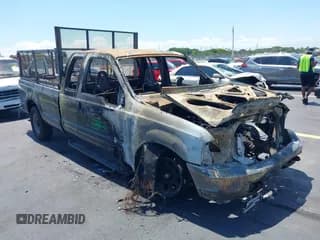 ✅ 2000 Ford F-250 XL • VIN: 1FTNX20L5YEA03286 • Lot: 42323964. Wystawiony na IAAI z przebiegiem Nie podano. Bezpłatny archiwum sprzedaży aukcyjnych z USA i szczegółowy raport historii pojazdu na DreamBid. Zdjęcie 1.