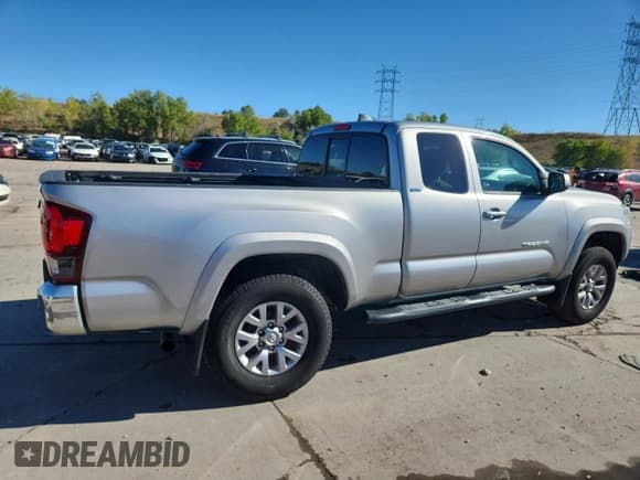 ✅ 2018 Toyota Tacoma SR5 • VIN: 5TFSZ5ANXJX150728 • Lot: 81031265. Listed on Copart with 45,894 mi. Free auction sales archive from the USA and detailed vehicle history report at DreamBid. Image 3.