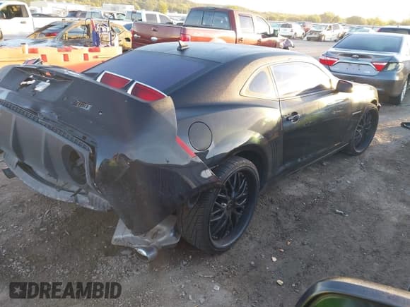 ✅ 2011 Chevrolet Camaro 2SS • VIN: 2G1FK1EJ1B9143178 • Lot: 43486186. Wystawiony na IAAI z przebiegiem 113 315 mil. Bezpłatny archiwum sprzedaży aukcyjnych z USA i szczegółowy raport historii pojazdu na DreamBid. Zdjęcie 4.