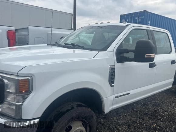 ✅ 2022 Ford F-350 XL • VIN: 1FD8W3HT3NED68650 • Лот: 54902295. Опубликован ранее на Copart с пробегом 399 290 миль. Бесплатный доступ к архиву аукционных продаж из США и подробный отчёт об истории автомобиля на DreamBid. Изображение 2.