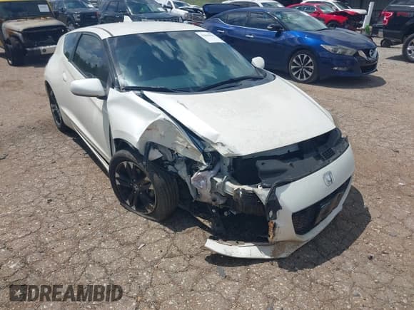 ✅ 2014 Honda CR-Z • VIN: JHMZF1D45ES003155 • Lot: 42660093. Listed on IAAI with 65,454 mi. Free auction sales archive from the USA and detailed vehicle history report at DreamBid. Image 6.