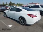 ✅ 2014 Hyundai Genesis Coupe Premium • VIN: KMHHT6KD7EU114232 • Lot: 42917030. Wystawiony na IAAI z przebiegiem 72 006 mil. Bezpłatny archiwum sprzedaży aukcyjnych z USA i szczegółowy raport historii pojazdu na DreamBid. Zdjęcie 3.