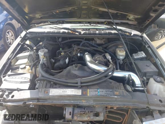 ✅ 2002 Chevrolet S-10 LS • VIN: 1GCCS145628180253 • Лот: 43132423. Опубликован ранее на IAAI с пробегом 103 662 миль. Бесплатный доступ к архиву аукционных продаж из США и подробный отчёт об истории автомобиля на DreamBid. Изображение 10.