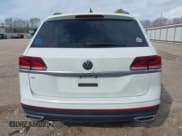 ✅ 2023 Volkswagen Atlas SE • VIN: 1V2WP2CA1PC514131 • Lot: 41730209. Listed on IAAI with 37,277 mi. Free auction sales archive from the USA and detailed vehicle history report at DreamBid. Image 16.