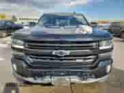 2017 Chevrolet Silverado 1500 LTZ z VIN 3GCUKSEC1HG306111, wystawiony jako Copart lot #89830025 z przebiegiem 120 934 mil mil oraz Szkoda całkowita • Salvage title. Historia ofert i sprzedaży dostępna na DreamBid. Obrazek 5.