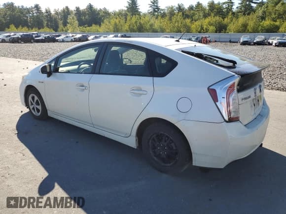 ✅ 2014 Toyota Prius Two • VIN: JTDKN3DU3E1739728 • Lot: 80698215. Wystawiony na Copart z przebiegiem 200 425 mil. Bezpłatny archiwum sprzedaży aukcyjnych z USA i szczegółowy raport historii pojazdu na DreamBid. Zdjęcie 2.
