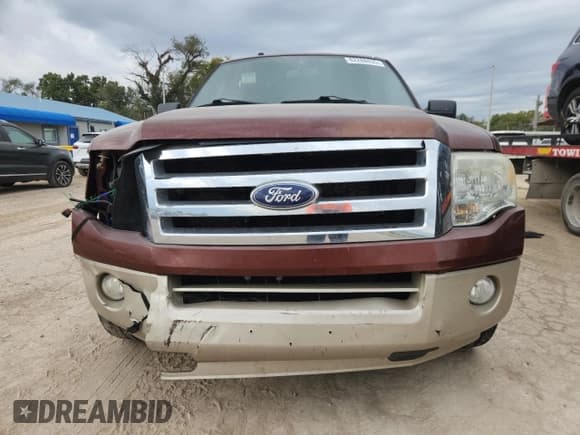 ✅ 2008 Ford Expedition Eddie Bauer • VIN: 1FMFU17518LA04697 • Lot: 82288435. Listed on Copart with 224,243 mi. Free auction sales archive from the USA and detailed vehicle history report at DreamBid. Image 5.