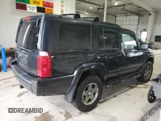 ✅ 2008 Jeep Commander Sport • VIN: 1J8HG48K48C235046 • Lot: 72966414. Wystawiony na Copart z przebiegiem 149 303 mil. Bezpłatny archiwum sprzedaży aukcyjnych z USA i szczegółowy raport historii pojazdu na DreamBid. Zdjęcie 3.
