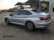✅ 2020 Volkswagen Jetta S • VIN: 3VWC57BU4LM083812 • Lot: 91027185. Wystawiony na Copart z przebiegiem 79 232 mil. Bezpłatny archiwum sprzedaży aukcyjnych z USA i szczegółowy raport historii pojazdu na DreamBid. Zdjęcie 2.