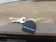 ✅ 1986 Ford F-150 • VIN: 1FTEX15Y1GKB07403 • Lot: 42484739. Wystawiony na IAAI z przebiegiem 9 450 mil. Bezpłatny archiwum sprzedaży aukcyjnych z USA i szczegółowy raport historii pojazdu na DreamBid. Zdjęcie 11.