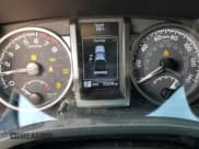 ✅ 2023 Toyota Tacoma SR • VIN: 3TMCZ5AN6PM568660 • Лот: 92316775. Опубликован ранее на Copart с пробегом 55 599 миль. Бесплатный доступ к архиву аукционных продаж из США и подробный отчёт об истории автомобиля на DreamBid. Изображение 9.