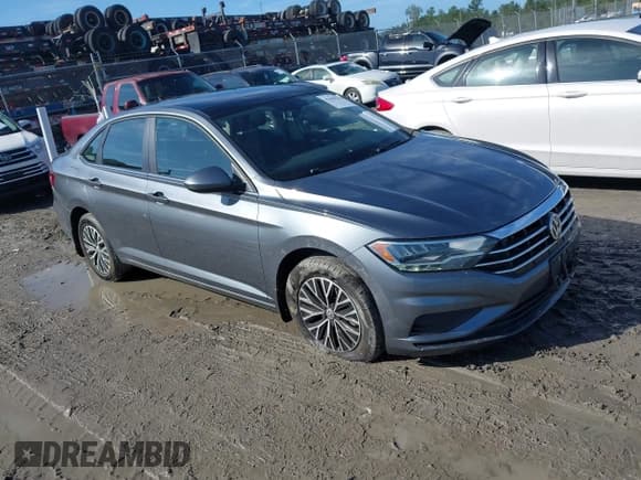 ✅ 2020 Volkswagen Jetta S • VIN: 3VWCB7BU6LM014709 • Лот: 43400211. Опубликован ранее на IAAI с пробегом 85 443 миль. Бесплатный доступ к архиву аукционных продаж из США и подробный отчёт об истории автомобиля на DreamBid. Изображение 1.