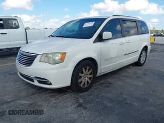 ✅ 2012 Chrysler Town & Country Touring • VIN: 2C4RC1BGXCR270328 • Lot: 43781542. Wystawiony na IAAI z przebiegiem 110 728 mil. Bezpłatny archiwum sprzedaży aukcyjnych z USA i szczegółowy raport historii pojazdu na DreamBid. Zdjęcie 2.