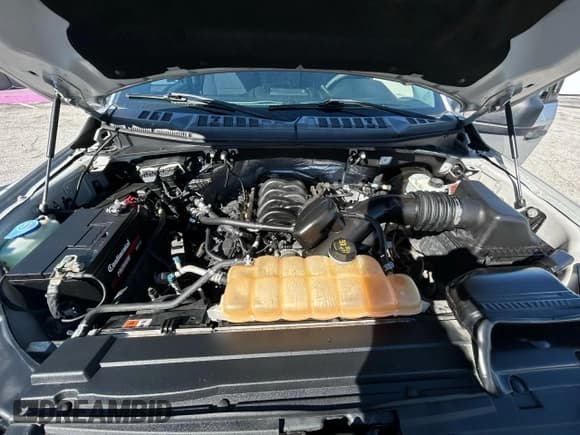 ✅ 2017 Ford F-150 XLT • VIN: 1FTEW1CFXHFB11450 • Lot: 93780995. Listed on Copart with 104,196 mi. Free auction sales archive from the USA and detailed vehicle history report at DreamBid. Image 7.