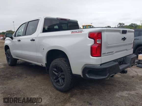 ✅ 2021 Chevrolet Silverado 1500 LT Trail Boss • VIN: 3GCPYFED2MG301845 • Лот: 43453401. Опубликован ранее на IAAI с пробегом 116 040 миль. Бесплатный доступ к архиву аукционных продаж из США и подробный отчёт об истории автомобиля на DreamBid. Изображение 3.