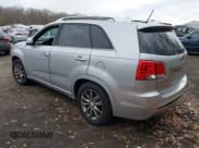 ✅ 2013 Kia Sorento SX • VIN: 5XYKWDA26DG381402 • Lot: 43934347. Listed on IAAI with 118,638 mi. Free auction sales archive from the USA and detailed vehicle history report at DreamBid. Image 3.