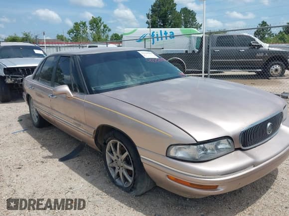 ✅ 1999 Buick LeSabre Limited • VIN: 1G4HR52K7XH417496 • Lot: 42220580. Wystawiony na IAAI z przebiegiem Nie podano. Bezpłatny archiwum sprzedaży aukcyjnych z USA i szczegółowy raport historii pojazdu na DreamBid. Zdjęcie 6.