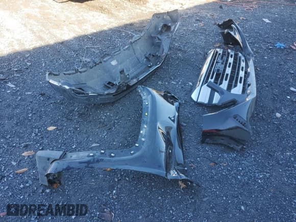 ✅ 2022 GMC Sierra 1500 SLE • VIN: 3GTUUBED0NG615468 • Лот: 81785484. Опубликован ранее на Copart с пробегом 43 501 миль. Бесплатный доступ к архиву аукционных продаж из США и подробный отчёт об истории автомобиля на DreamBid. Изображение 12.