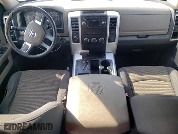 ✅ 2010 Dodge 1500 SLT • VIN: 1D7RV1CT6AS143793 • Lot: 46268805. Wystawiony na Copart z przebiegiem 167 571 mil. Bezpłatny archiwum sprzedaży aukcyjnych z USA i szczegółowy raport historii pojazdu na DreamBid. Zdjęcie 8.