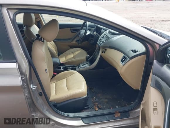 ✅ 2013 Hyundai Elantra GLS • VIN: 5NPDH4AE1DH417972 • Lot: 43300921. Listed on IAAI with 181,293 mi. Free auction sales archive from the USA and detailed vehicle history report at DreamBid. Image 5.
