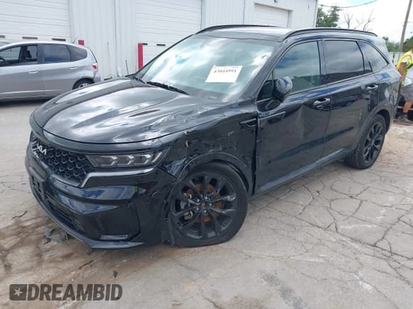 ✅ 2023 Kia Sorento SX • VIN: 5XYRKDLF0PG227444 • Лот: 43044991. Опубликован ранее на IAAI с пробегом 24 352 миль. Бесплатный доступ к архиву аукционных продаж из США и подробный отчёт об истории автомобиля на DreamBid. Изображение 2.