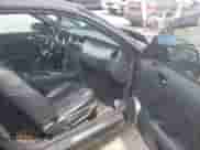 2014 Ford Mustang V6 с VIN 1ZVBP8EM5E5243910, выставлен на аукционе IAAI как лот 42648737 с пробегом 251 987 миль миль и . История ставок и продаж доступна на DreamBid. Изображение 5.