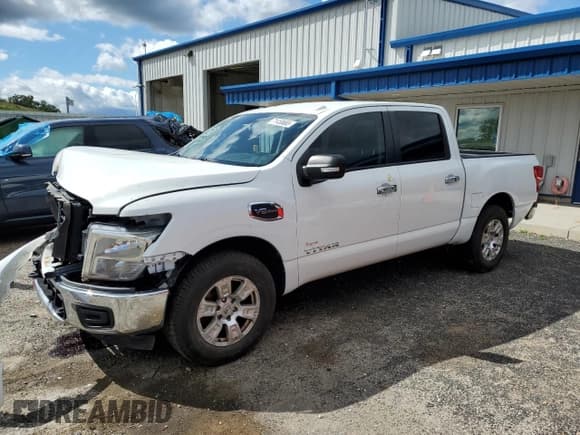 ✅ 2017 Nissan Titan S • VIN: 1N6AA1EJ4HN542058 • Lot: 71458665. Wystawiony na Copart z przebiegiem 119 605 mil. Bezpłatny archiwum sprzedaży aukcyjnych z USA i szczegółowy raport historii pojazdu na DreamBid. Zdjęcie 1.