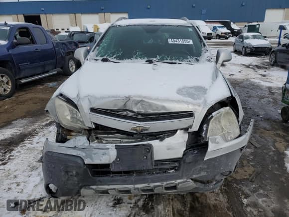 ✅ 2013 Chevrolet Captiva Sport LS • VIN: 3GNAL2EK3DS639691 • Lot: 45431555. Wystawiony na Copart z przebiegiem Nie podano. Bezpłatny archiwum sprzedaży aukcyjnych z USA i szczegółowy raport historii pojazdu na DreamBid. Zdjęcie 5.