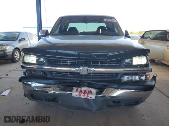✅ 1999 Chevrolet Silverado 1500 LS • VIN: 2GCEC19T0X1240597 • Лот: 69139844. Опубликован ранее на Copart с пробегом 190 352 миль. Бесплатный доступ к архиву аукционных продаж из США и подробный отчёт об истории автомобиля на DreamBid. Изображение 5.